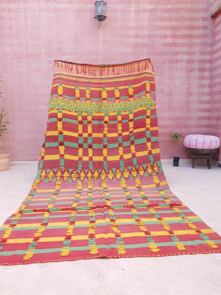 Vintage Moroccan Rug, kilim Rug, beautiful Unique muted morrocan rug Green Yellow Muted Red woven wool flatweave rug boujaad rug bedroom rug