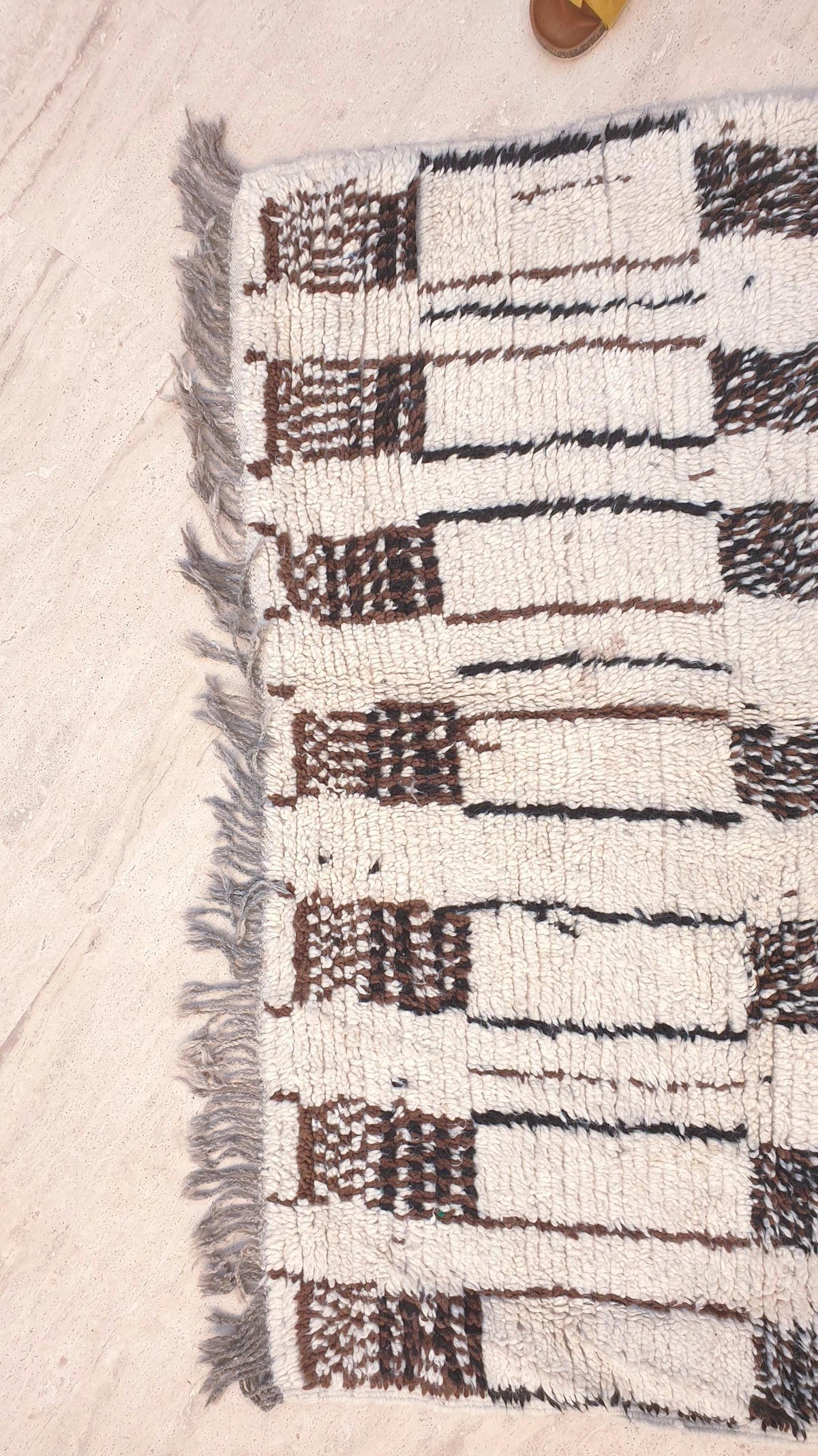 Vintage Berber Azilal Rug, Cream & Brown Wool, Moroccan Tribal Design (4.5x7.5 ft)