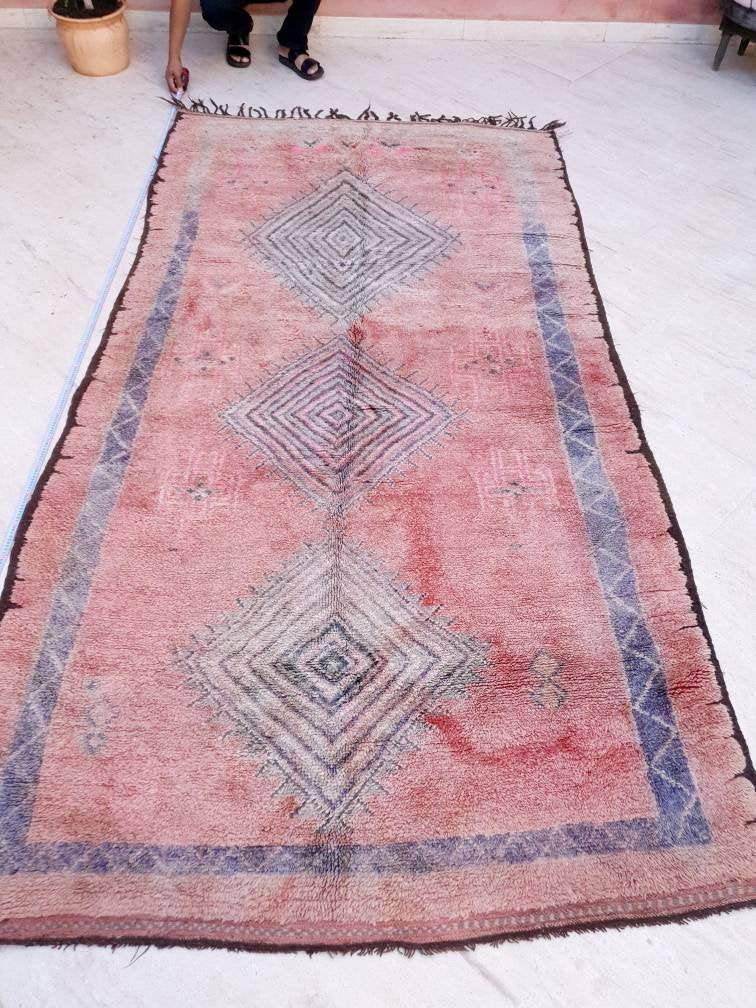 Vintage Moroccan Rug 5.6x10.3 Blush pink Gorgeous Boujaad rug, large boujad rug, blush bedroom rug, large area rug
