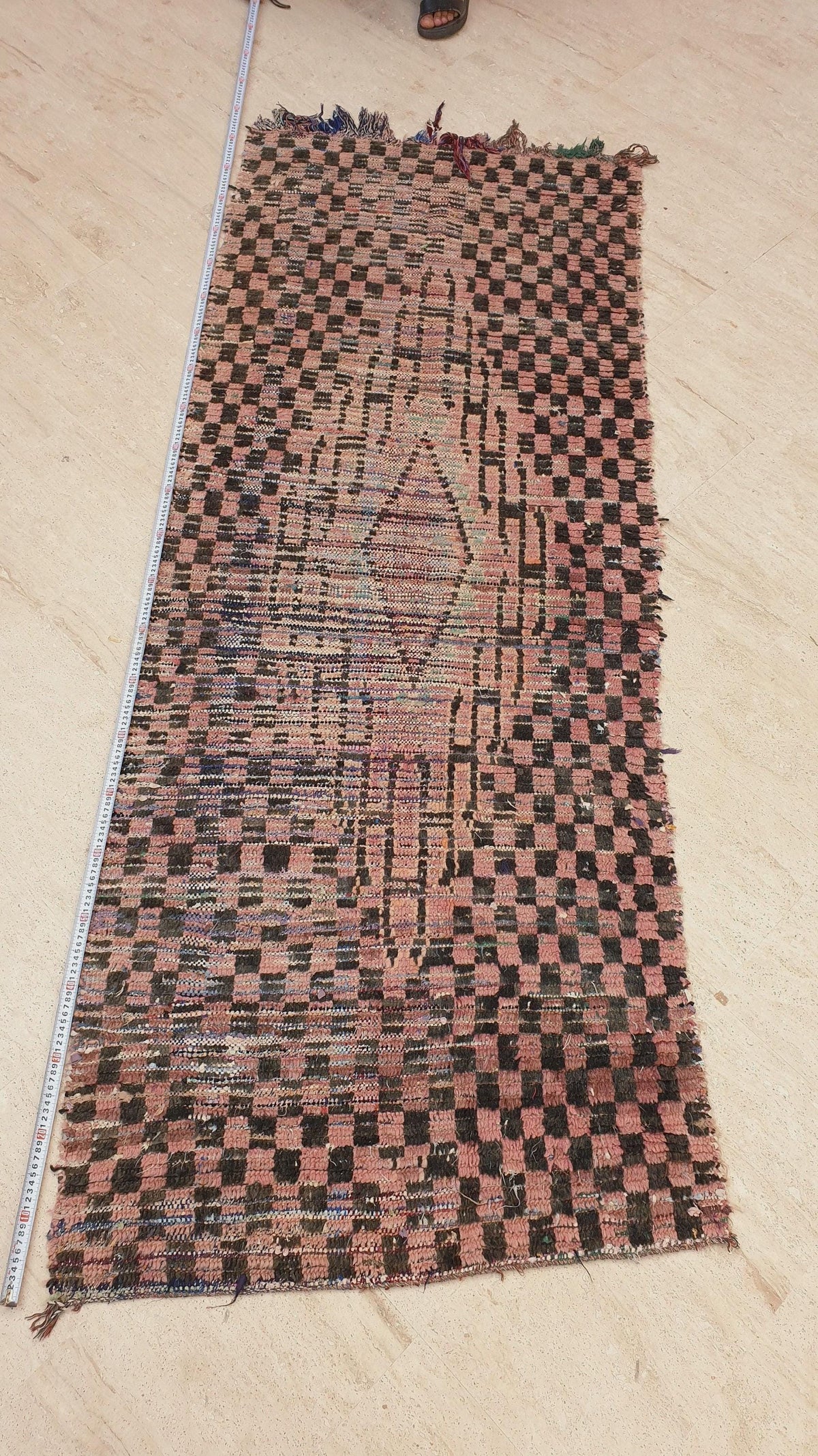 Vintage Moroccan rug 2.9x7.6 Gorgeous Blush Brown Peach Pink Checkered rug | Boujaad hallway rug boujad rug