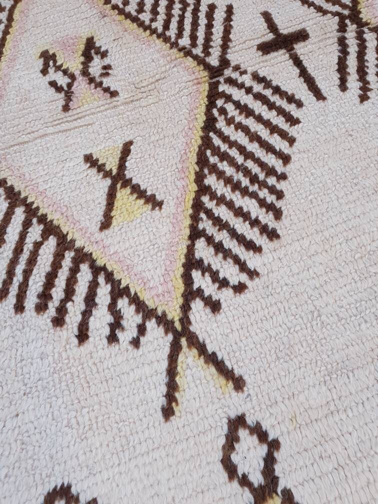 Vintage Moroccan Azilal Rug, Berber Bedroom Living Room Rug (4.5x9.3 ft)