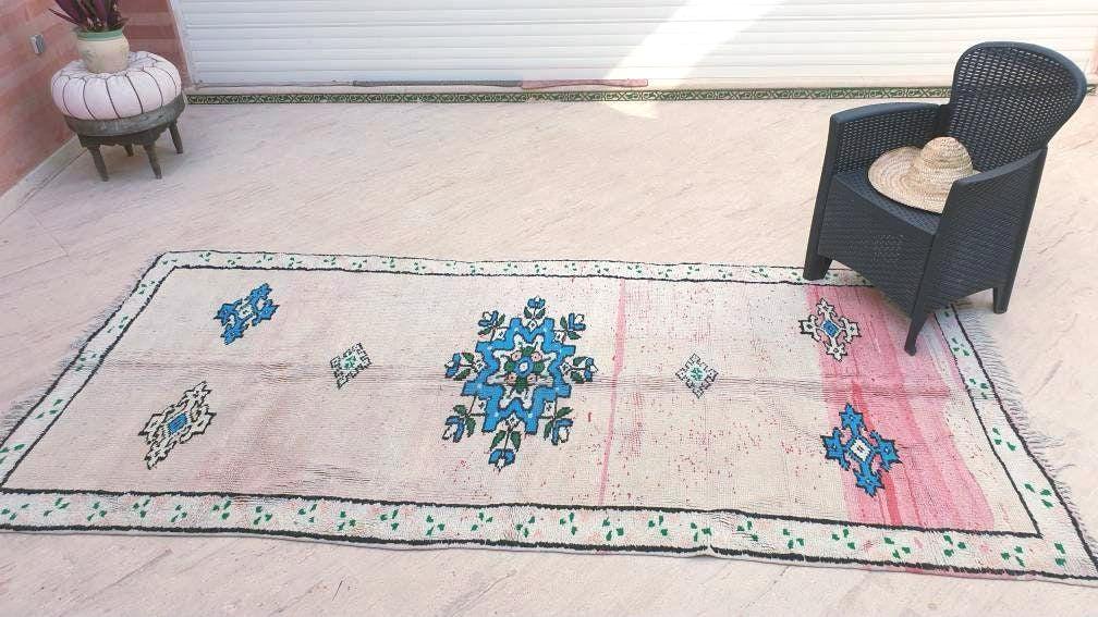 Vintage Moroccan Rug 4.6x10 Stunning pink White Boujaad Rug, unique tribal morocco rug, large boujad rug