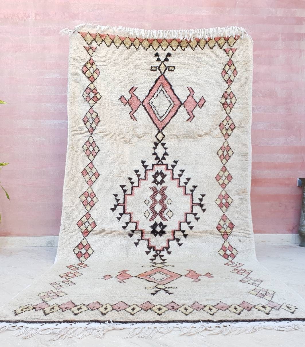 Vintage Blush Pink Moroccan Rug, Mid-Century Berber Azilal Rug (4.5x9.5 ft)