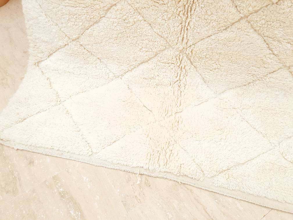 Thick Moroccan Rug 5.3x6.1 Genuine Beni Ouarain rug, Perfect Living Room, Bedroom or Nursery Rug