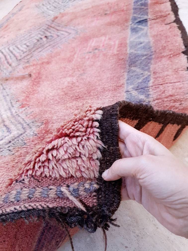 Vintage Moroccan Rug 5.6x10.3 Blush pink Gorgeous Boujaad rug, large boujad rug, blush bedroom rug, large area rug