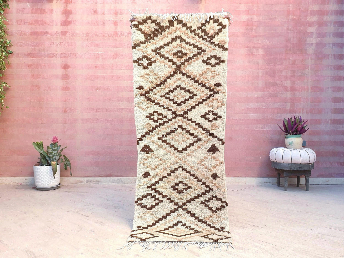 Vintage Moroccan Rug 2.4x6.4  Gorgeous offwhite Beige rug |  geometric beige brown azilal  rug boujaad rug | entr