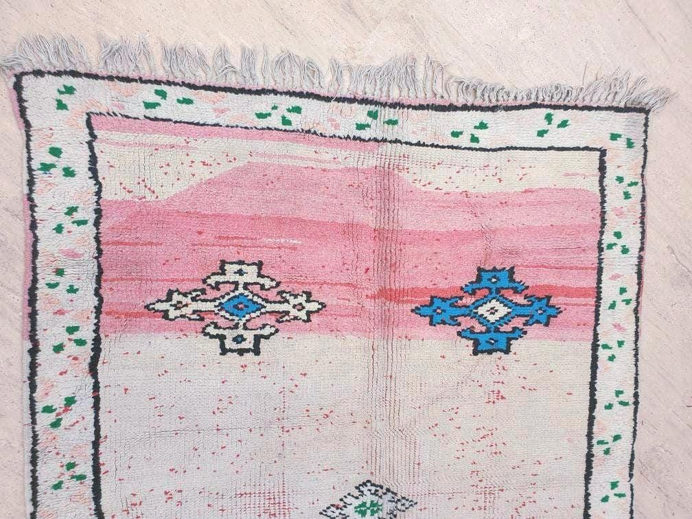 Vintage Moroccan Rug 4.6x10 Stunning pink White Boujaad Rug, unique tribal morocco rug, large boujad rug