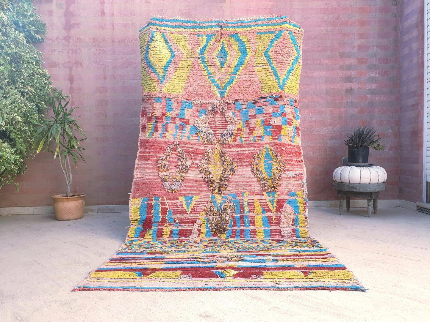 Gorgeous Vintage Moroccan Art Rug, Tribal Boujaad Rug 4.7x9 ft