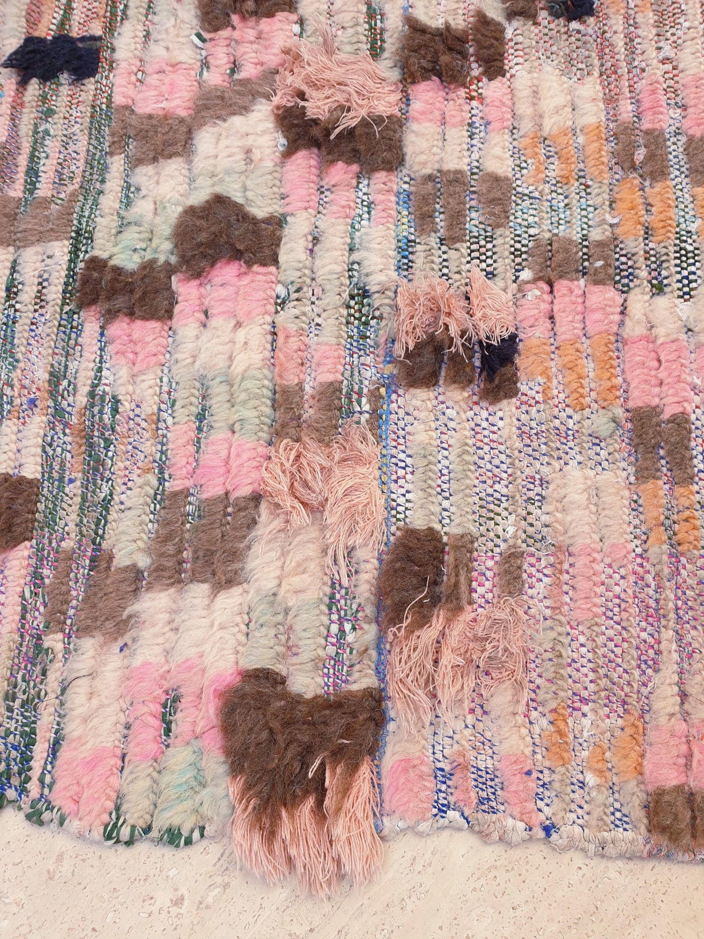 Vintage Moroccan rug 3.3x10 Gorgeous Blush earth tones Checkered rug | Pinl Brown Boujaad rug, boujad statement piece