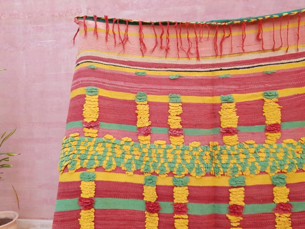 Vintage Moroccan Rug, kilim Rug, beautiful Unique muted morrocan rug Green Yellow Muted Red woven wool flatweave rug boujaad rug bedroom rug