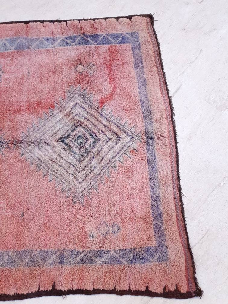 Vintage Moroccan Rug 5.6x10.3 Blush pink Gorgeous Boujaad rug, large boujad rug, blush bedroom rug, large area rug