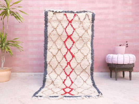 Vintage Moroccan rug 2.7x5.6 offwhite Beige brown rug | Unique Authentic vintage azilal  rug boujaad rug | entryway berber rug