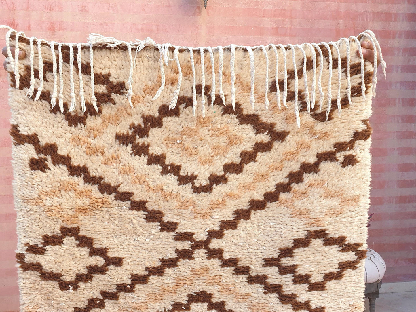 Vintage Moroccan Rug 2.4x6.4  Gorgeous offwhite Beige rug |  geometric beige brown azilal  rug boujaad rug | entr
