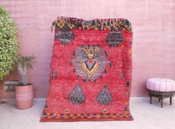 Vintage Moroccan Rug 5.6x6.7 incredible Abstract Muted Rug "That Face" Striking vintage Boujaad Rug | Boujad rugs