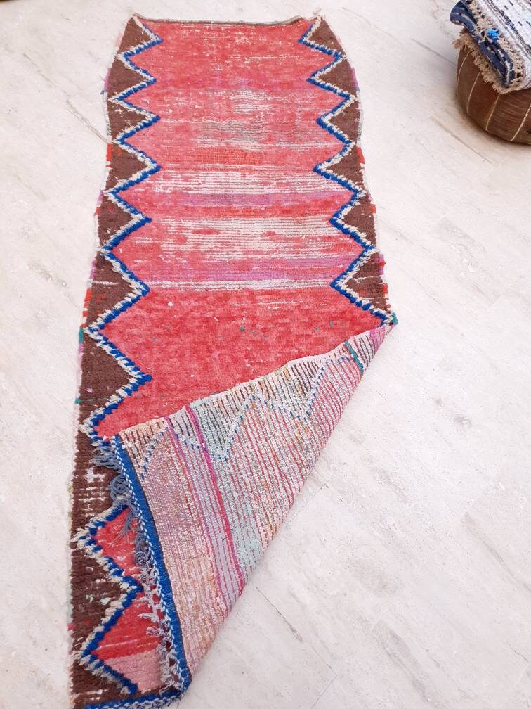 Vintage Moroccan Rug 2.9x7.2 blush red Boujaad rug Unique runner Rug, bedroom rug, living room rug pink accent rug