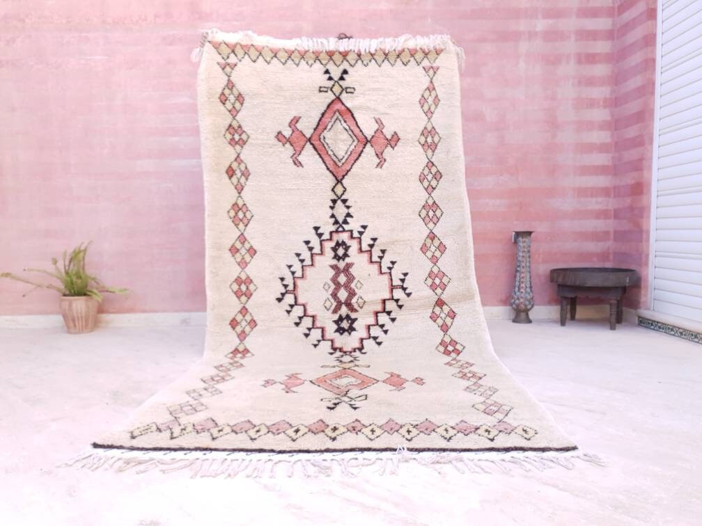 Vintage Blush Pink Moroccan Rug, Mid-Century Berber Azilal Rug (4.5x9.5 ft)