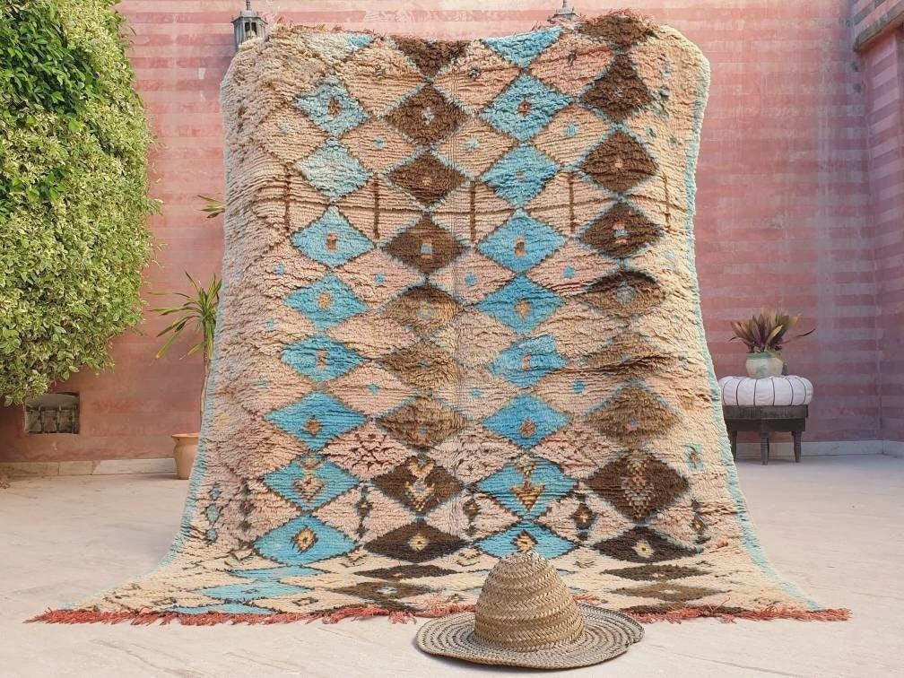 Vintage Moroccan Rug 5.6x7.5 Stunning Blush Peach Blue Boujaad rug Geometric boujad rug, Moroccan rug | Pastels carpet
