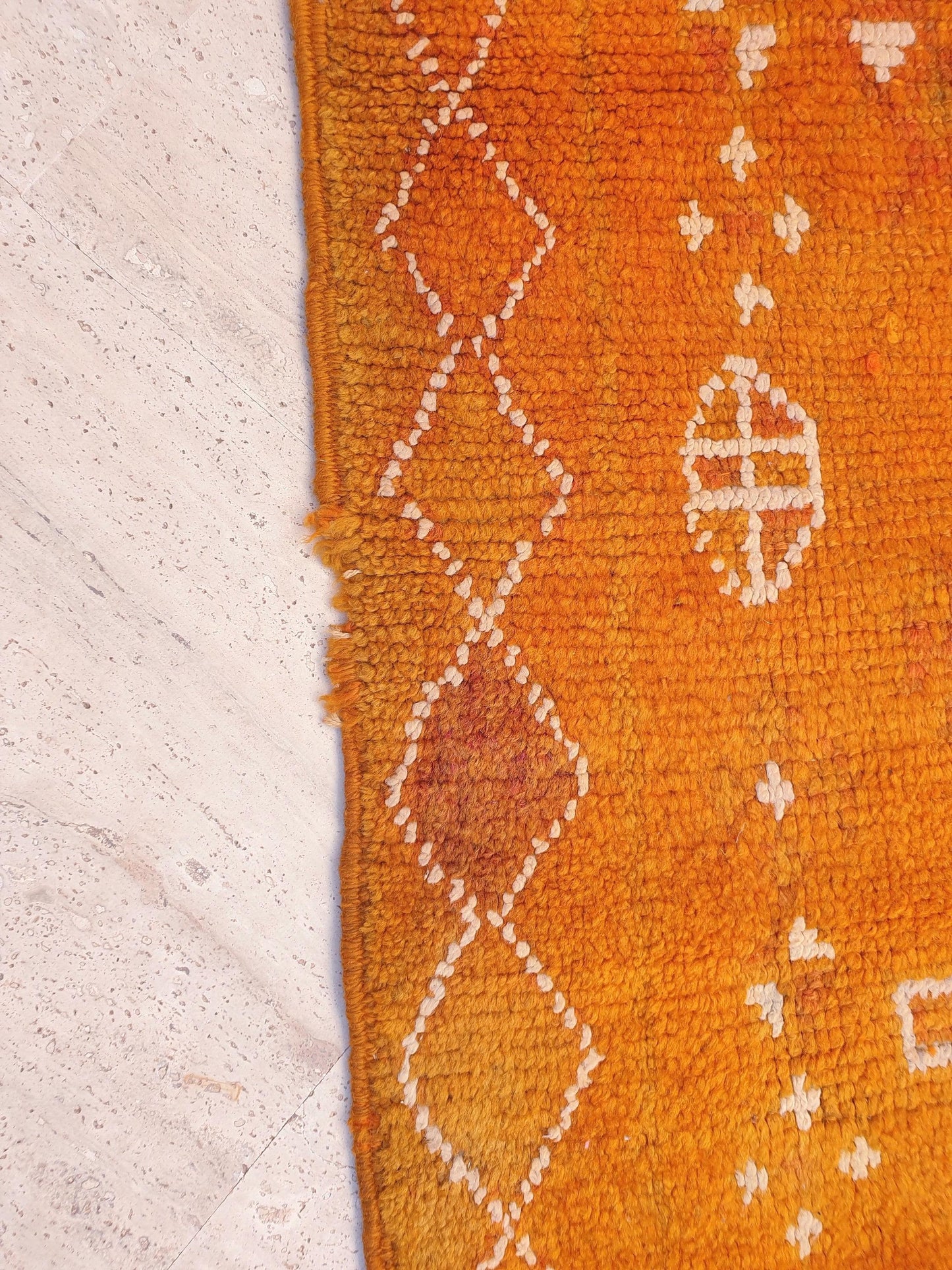 Stunning Vintage moroccan rug 3.8x7.8 Saffron Berber rug,  Curcuma vintage boujaad rug, unique tribal rug