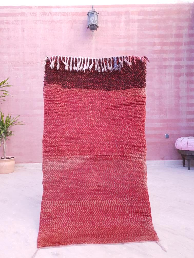 Vintage Moroccan Rug 2.8x5.1 Gorgeous Unique Red Boujaad Rug, Maroon Boujad Rug, Bedroom rug, minimal Muted red rug
