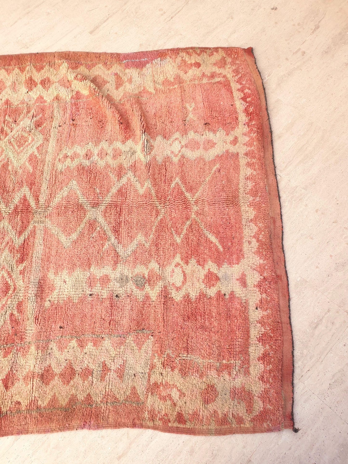 Vintage Moroccan Boujaad Rug, 5.6x10.7 ft Peach Terracotta & Eggshell Tones, Large Handwoven Berber Rug